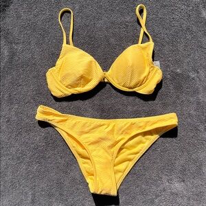 Damsel bikini, medium